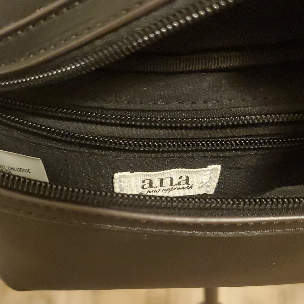 a.n.a. Black Belt Bag - Picture 6 of 6